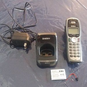 Uniden TCX905 Handset And Charger